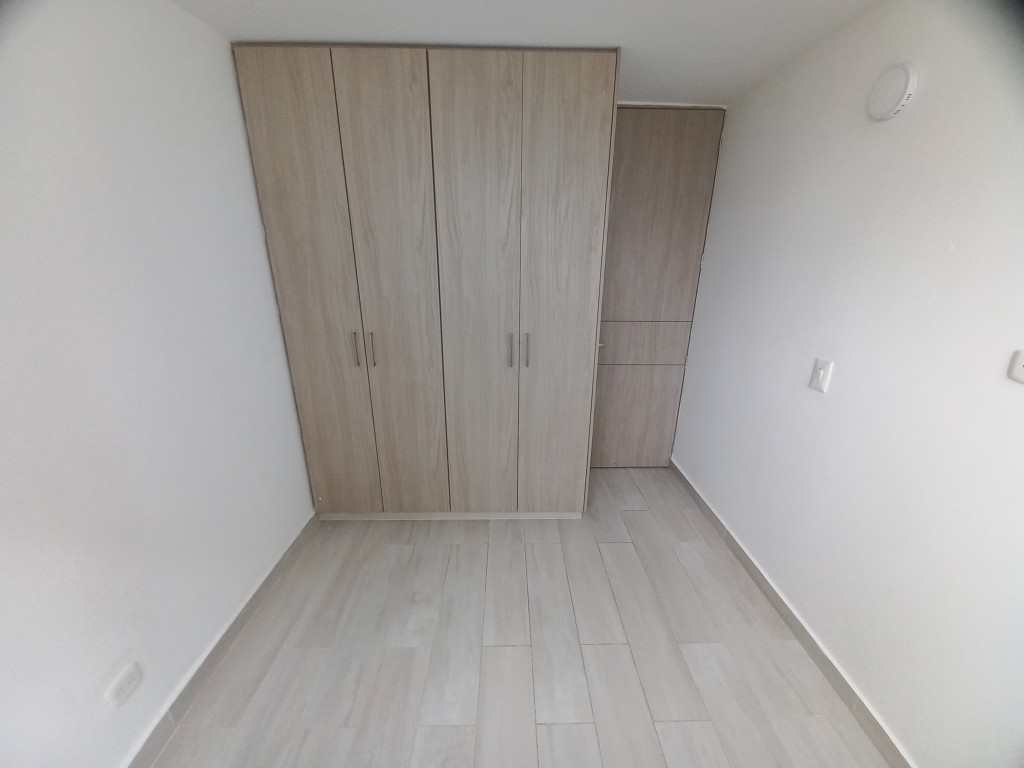 Apartamento En Arriendo - C.r Bosque Reservado Piso 4, Ibagué