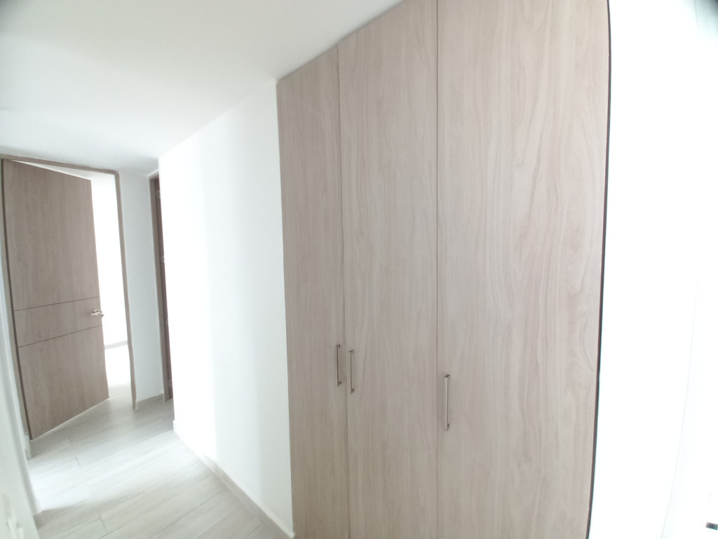 Apartamento En Arriendo - C.r Bosque Reservado Piso 4, Ibagué