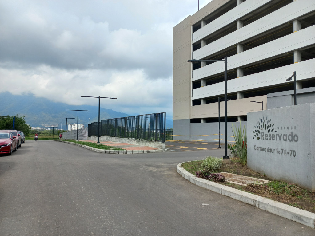 Apartamento En Arriendo - C.r Bosque Reservado Piso 4, Ibagué