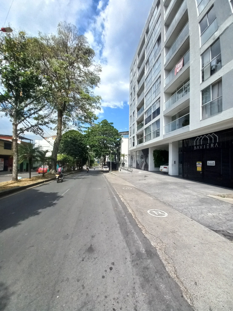 APARTAMENTO CARRERA 8 # 16 80, EDIFICIO BAVIERA PISO 7 CON ASCENSOR, Ibagué