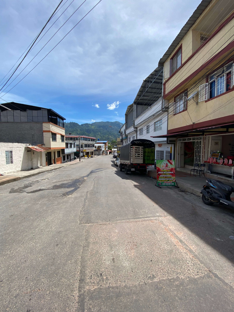 APARTAMENTO CL 30 No 4 B 31 35 39, LA FRANCIA PISO 3, Ibagué