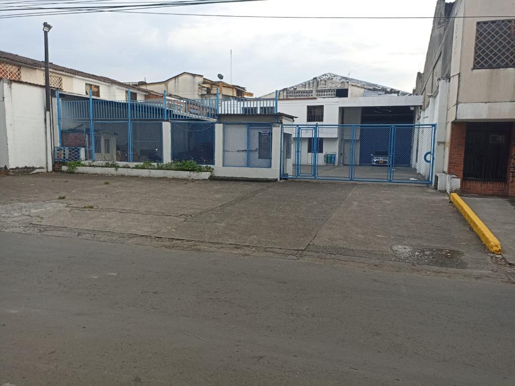 Bodega en venta, código 462979