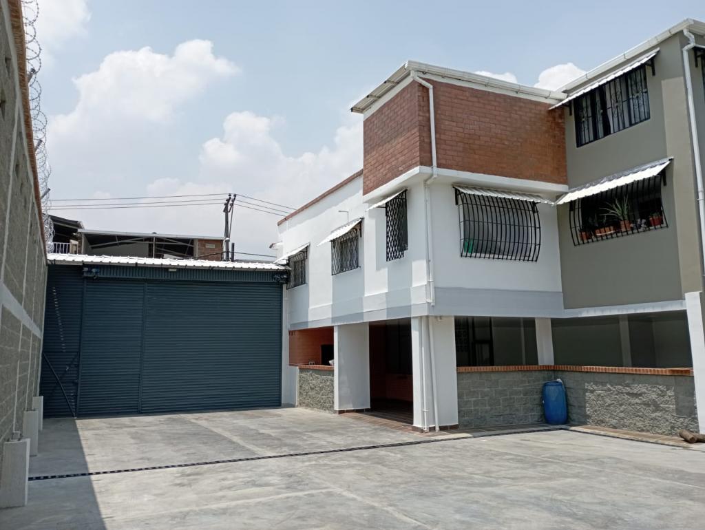 Bodega en arriendo, código 463419