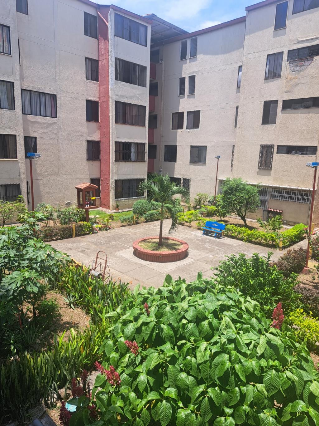 Apartamento en arriendo, código 463801