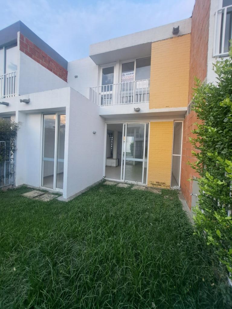 Casa-condominio EN ARRIENDO EN Ciudadela El Castillo, código: 10207430 - 0