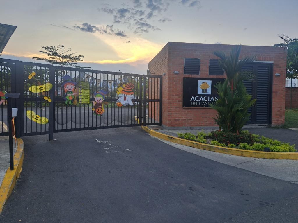 Casa-condominio EN ARRIENDO EN Ciudadela El Castillo, código: 10207430 - 2
