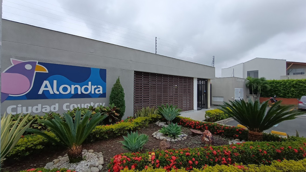 Casa EN VENTA EN Ciudad Country, código: 10262106 - 0