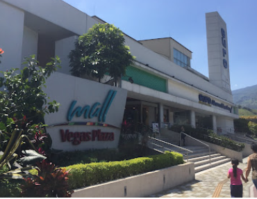 Local EN VENTA EN Sin Barrio, código: 1014777 - 6