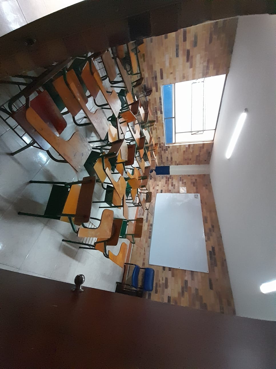  16