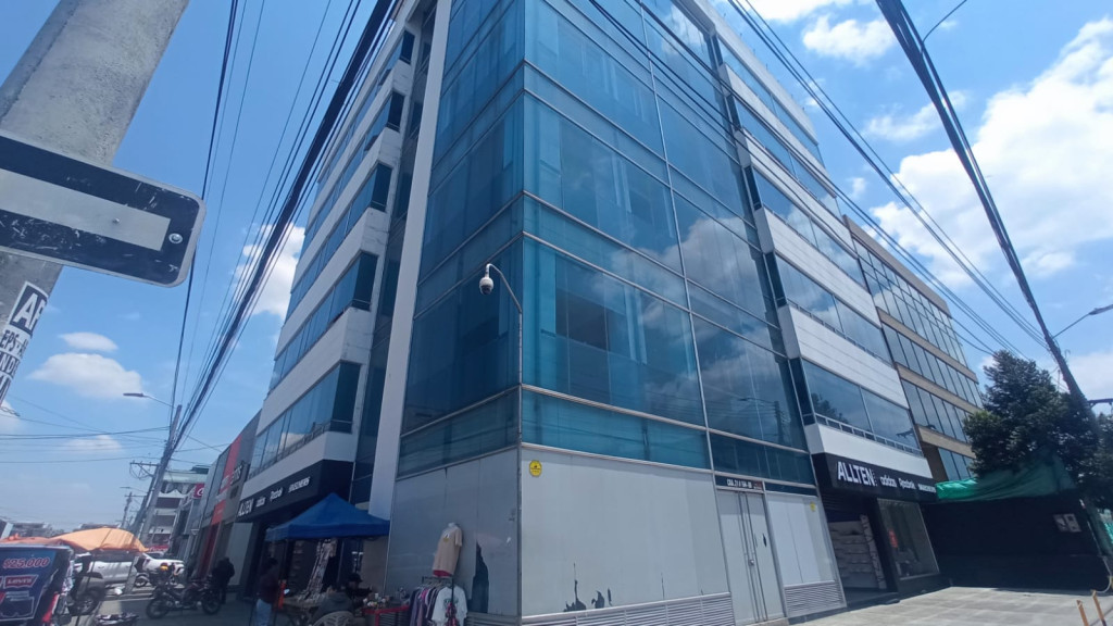 EDIFICIO El Toberín