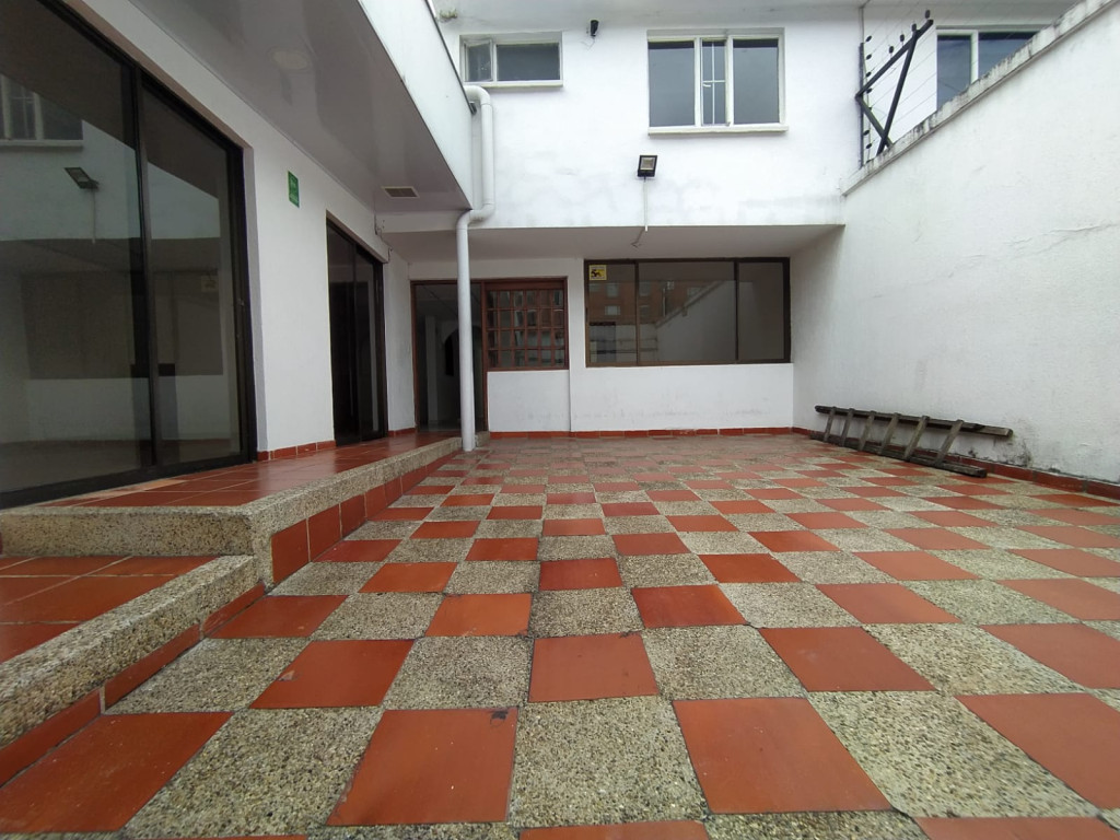 COMERCIAL (CASA PARA COMERCIO) Alhambra