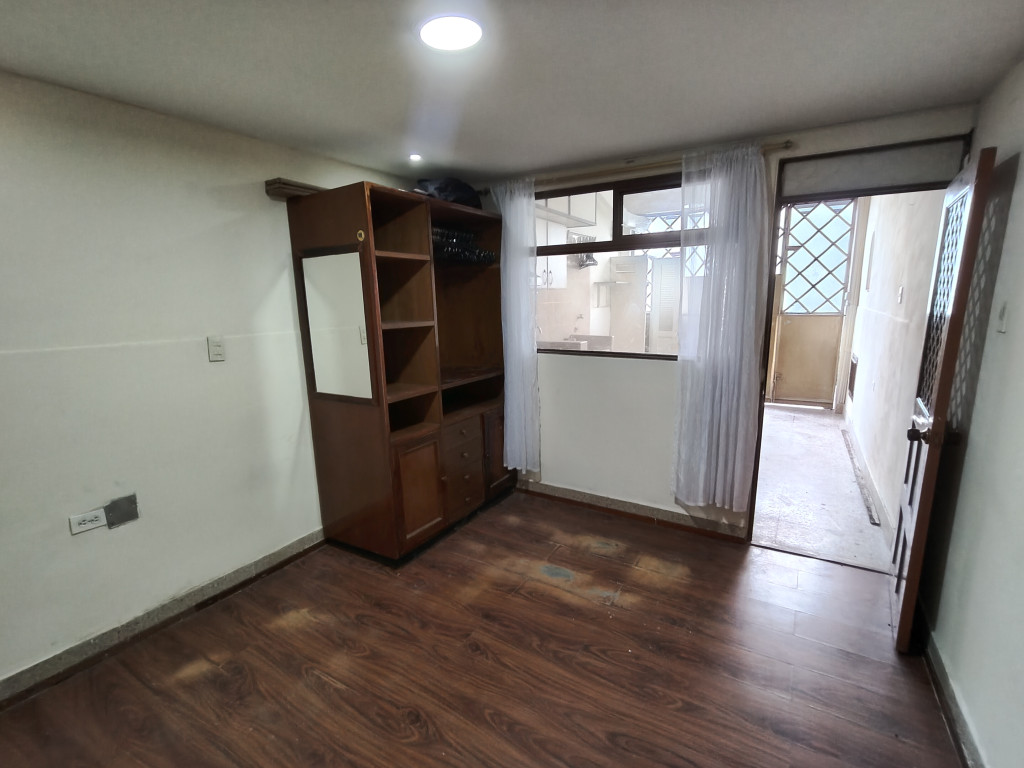 APARTAMENTO CARRERA 57 70 A 12 PRIMER PISO, San Fernando, Bogotá