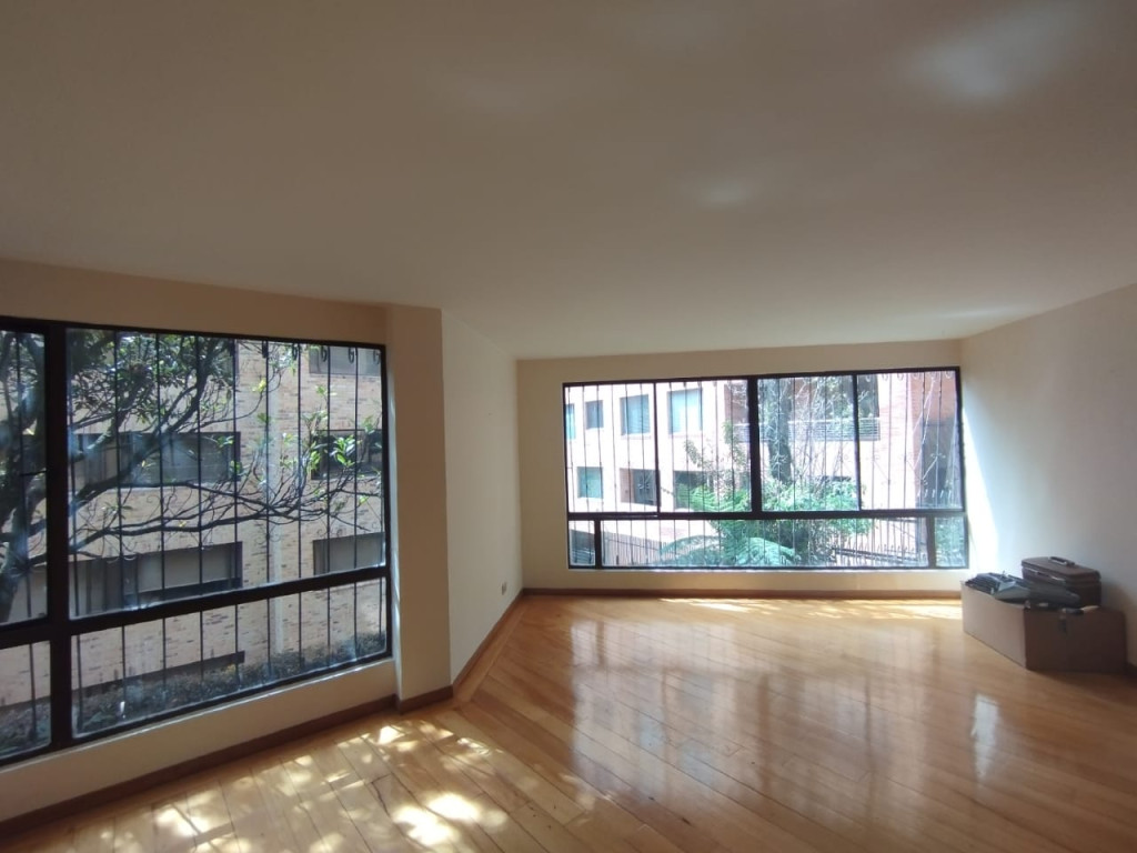 APARTAMENTO Los Rosales