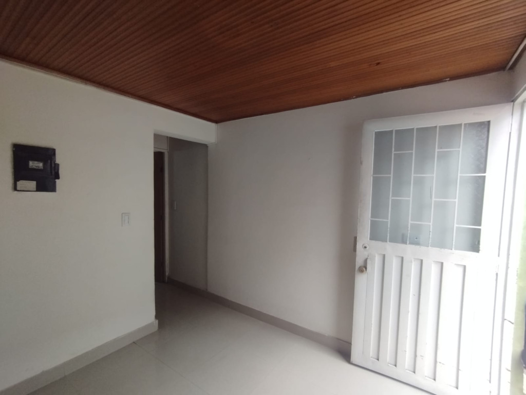 Apartaestudio EN ARRIENDO EN Álamos Norte, código: 10182292 - 6
