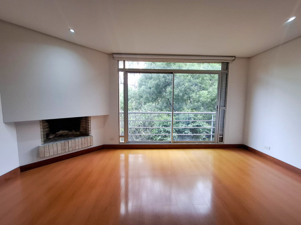 APARTAESTUDIO Bosque Calderón