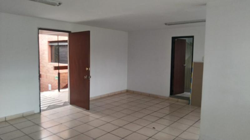 Edificio EN VENTA EN Avenida Pradilla, código: 1015117 - 6