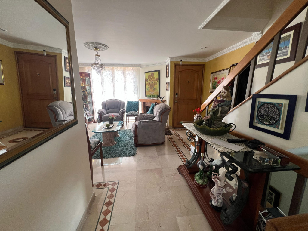 Casa EN VENTA EN Cedritos, código: 10235648 - 1