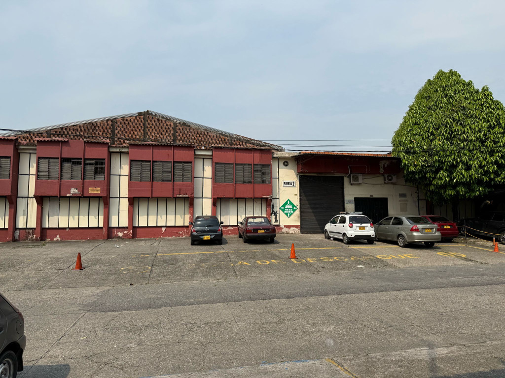Bodega EN VENTA EN ALBORADA, código: 10241768 - 4