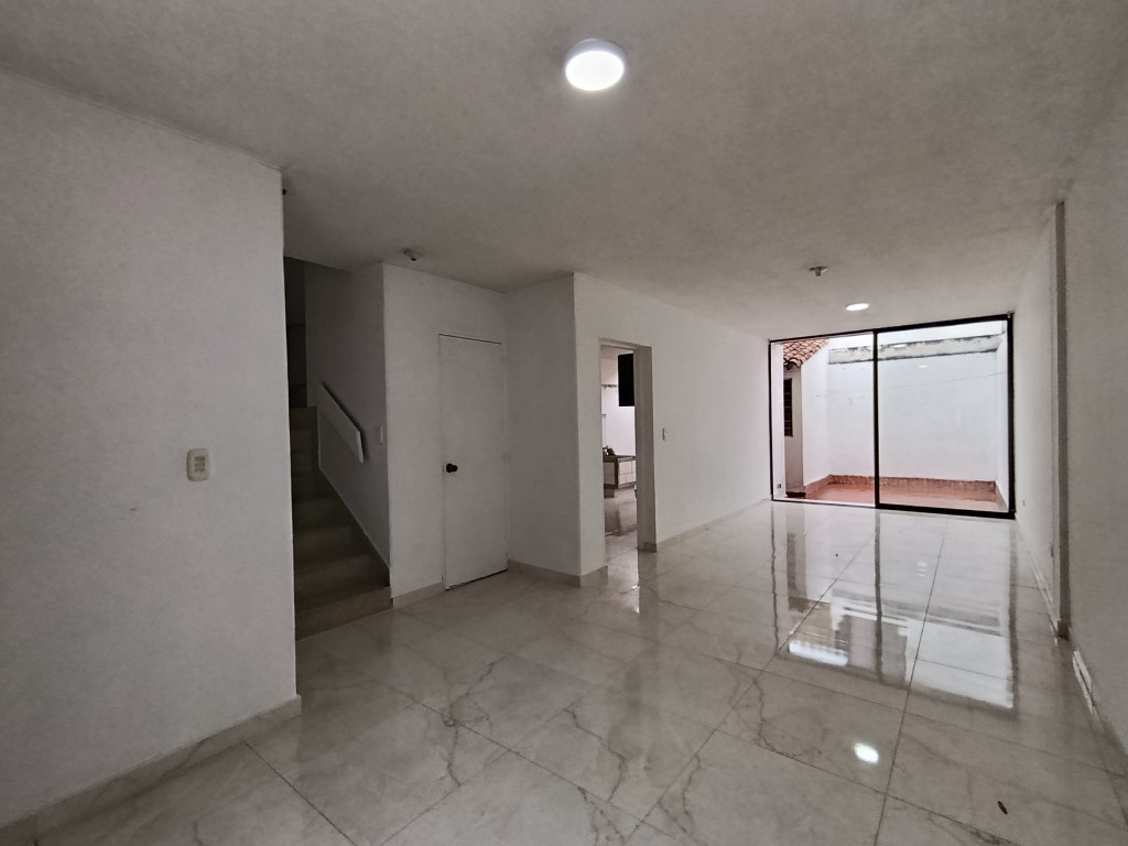 CASA Avenida 16E # 2N - 108, Av. Libertadores, Cúcuta en Av Libertadores