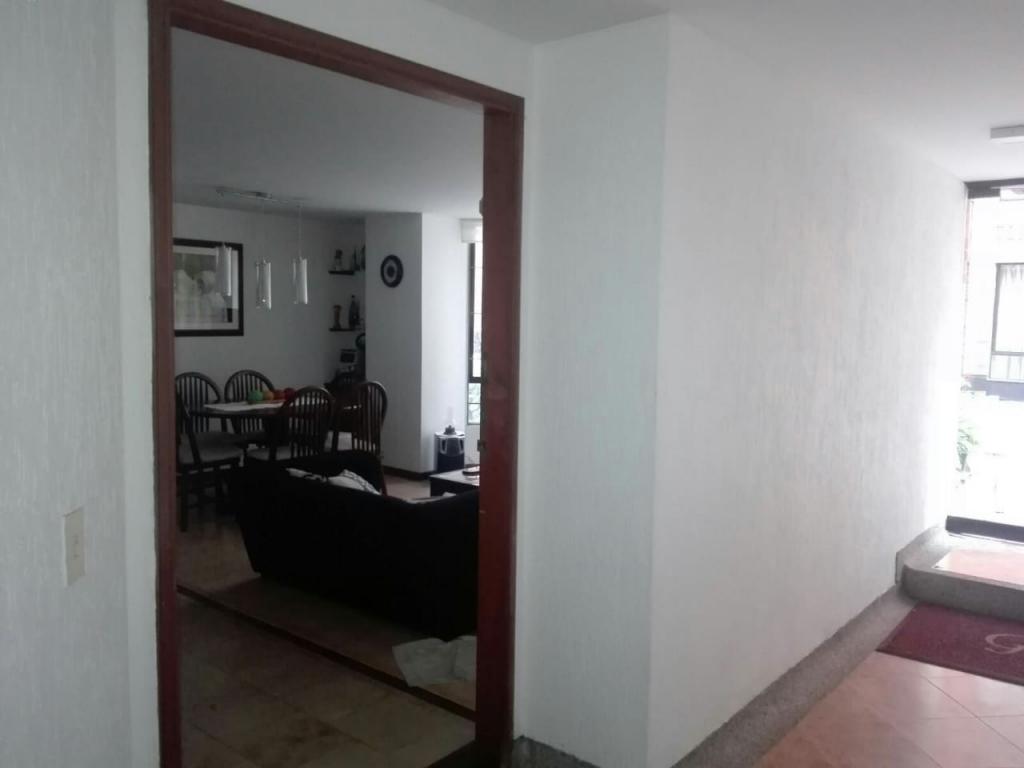 Piso – Bogotá, Las Acacias, Localidad Usaquén - Más