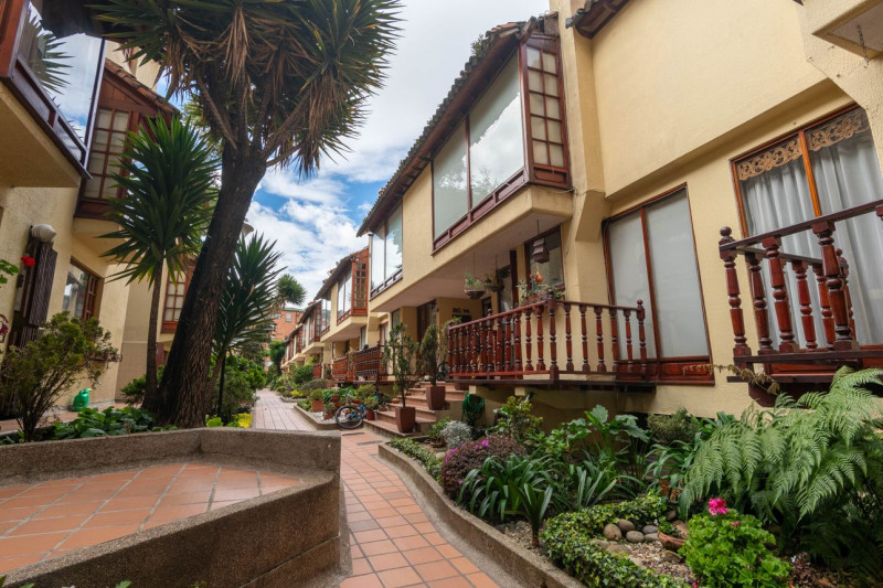 Casa EN VENTA EN ., código: 1019172 - 0