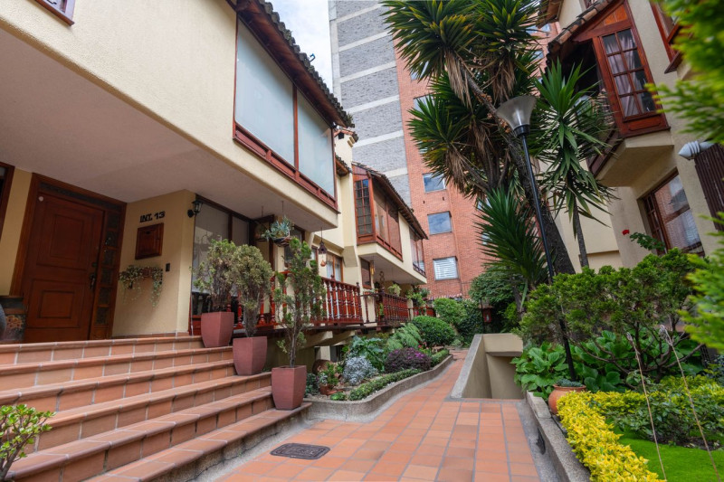 Casa EN VENTA EN ., código: 1019172 - 25