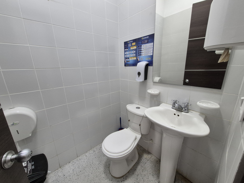Local En Arriendo/Venta - Suba, Bogotá