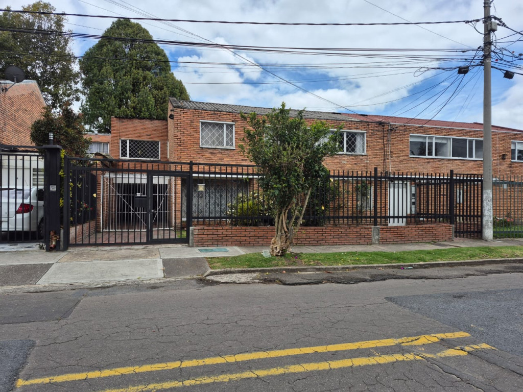 Apartamento En Arriendo - Niza Norte, Bogotá