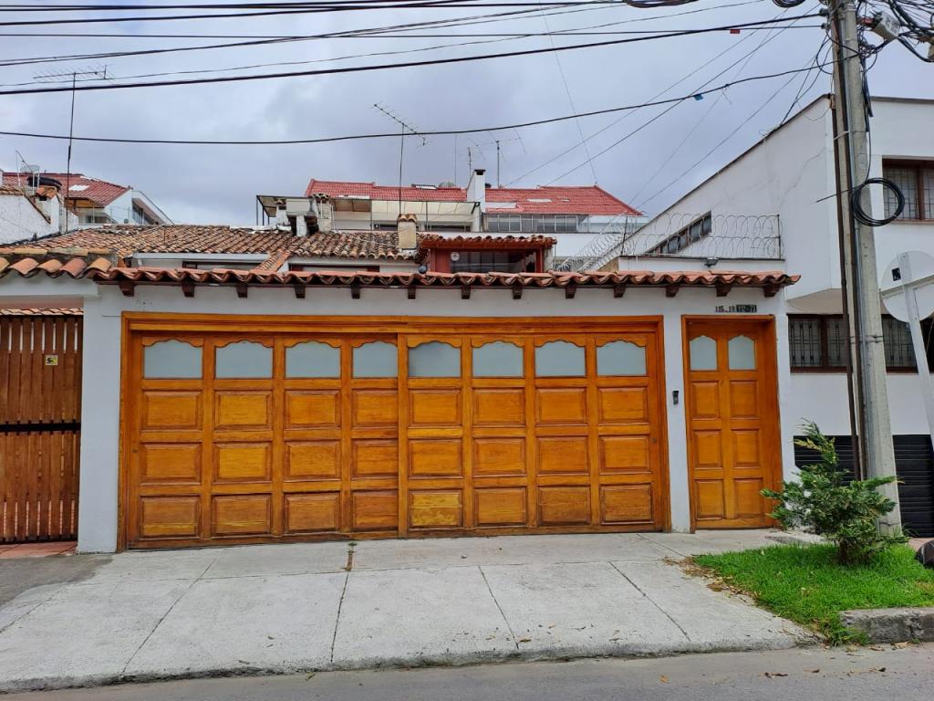 Casa En Arriendo - Santa Barbara, Bogotá