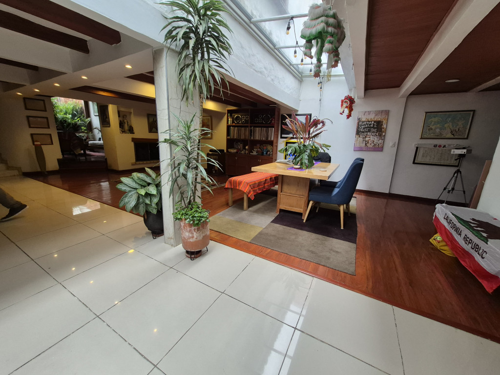 Casa En Arriendo - Santa Barbara, Bogotá