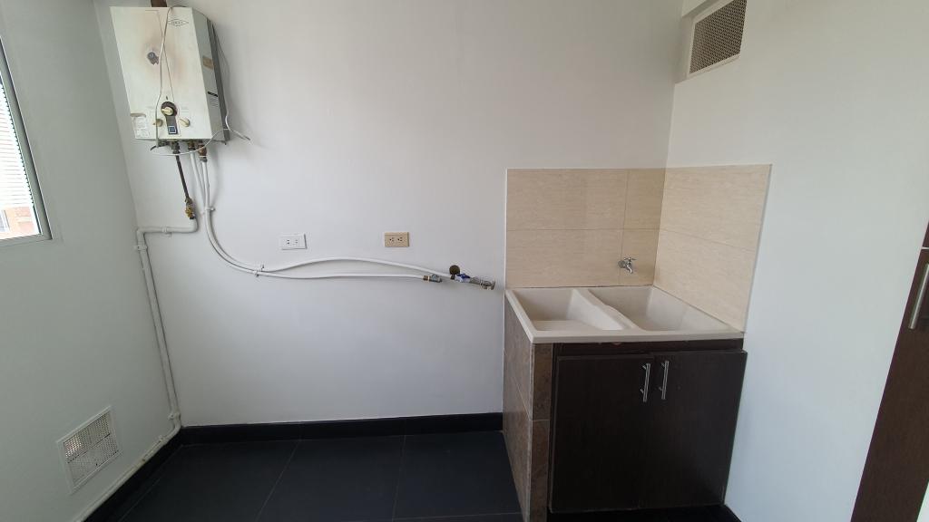 Apartamento En Arriendo - Mirandela, Bogotá