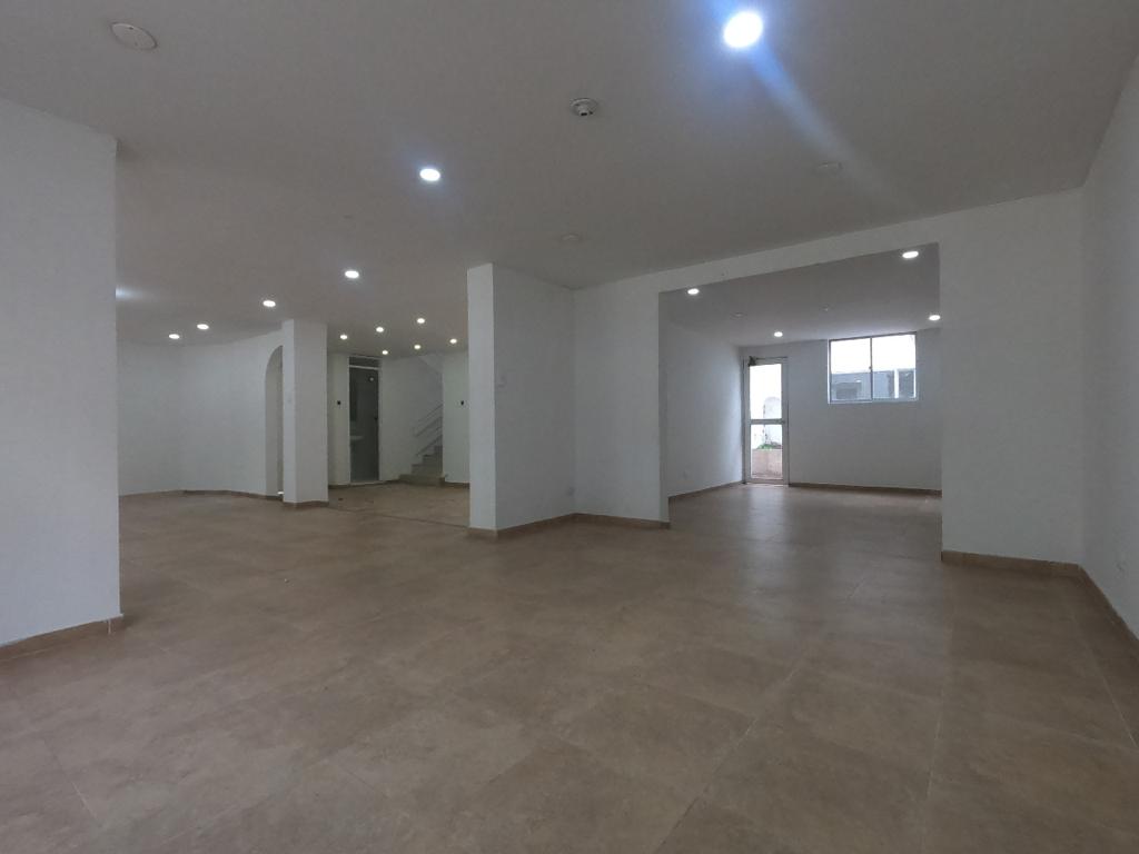 Casa En Venta - Bella Suiza-Usaquén, Bogotá
