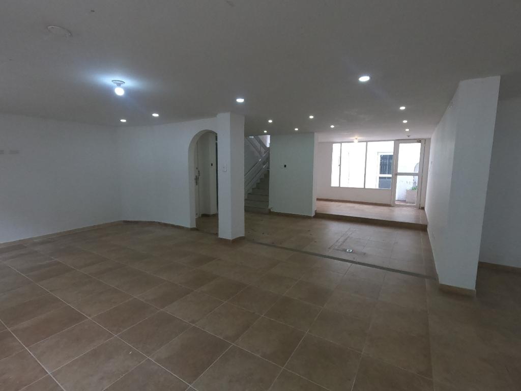 Casa En Venta - Bella Suiza-Usaquén, Bogotá