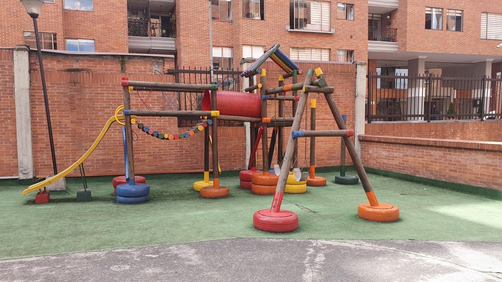 Apartamento En Arriendo - Lagos De Córdoba, Bogotá