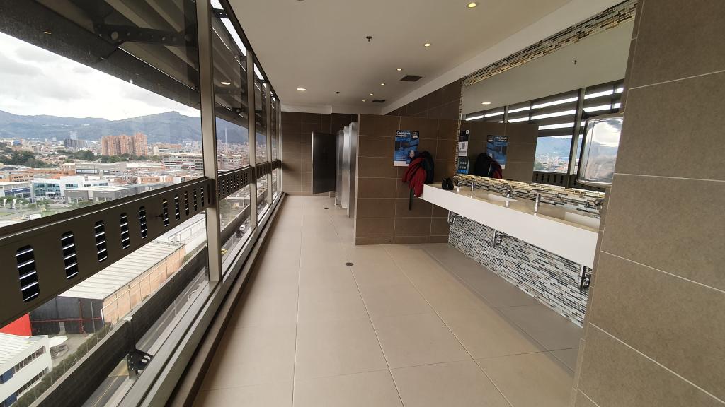 Oficina En Arriendo - Santa Rosa, Bogotá