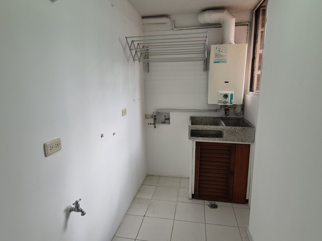 Apartamento En Arriendo - Alhambra, Bogotá