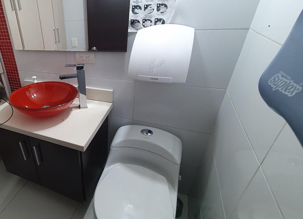 Oficina En Arriendo - Puente Largo, Bogotá