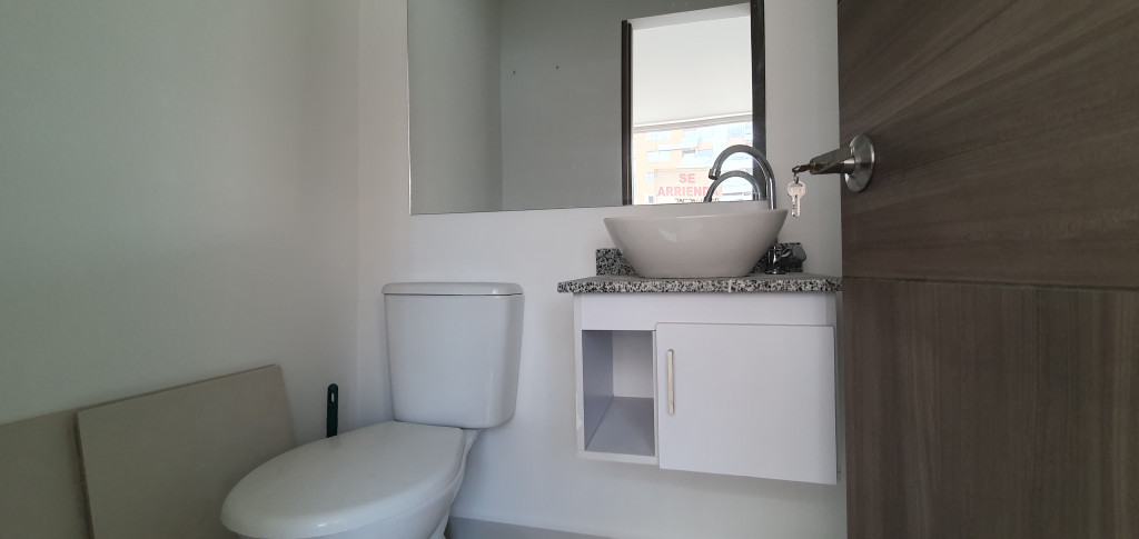 Oficina En Arriendo - La Felicidad, Bogotá