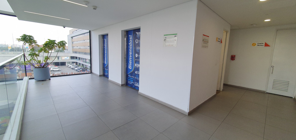 Oficina En Arriendo - La Felicidad, Bogotá