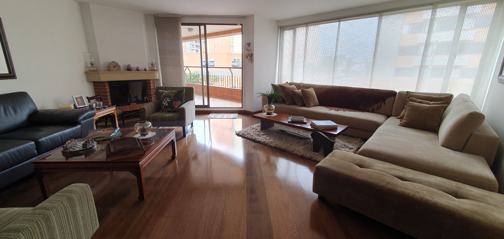 Apartamento En Arriendo - Lagos De Cordoba, Bogotá