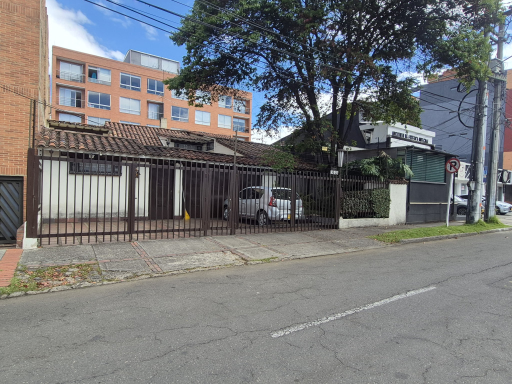 Casa En Venta - Nueva Autopista-Usaquén, Bogotá