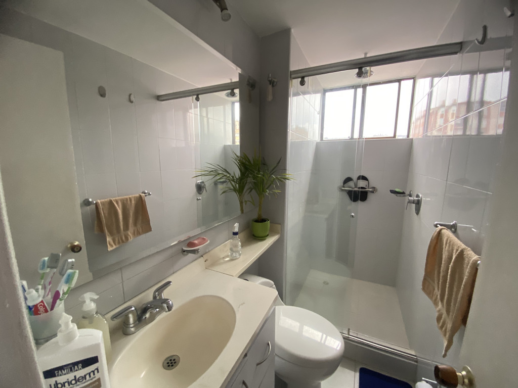 Apartamento En Venta - Cedritos, Bogotá