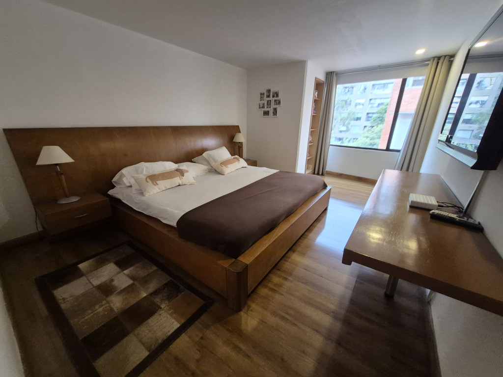 Apartamento En Venta - Los Rosales, Bogotá