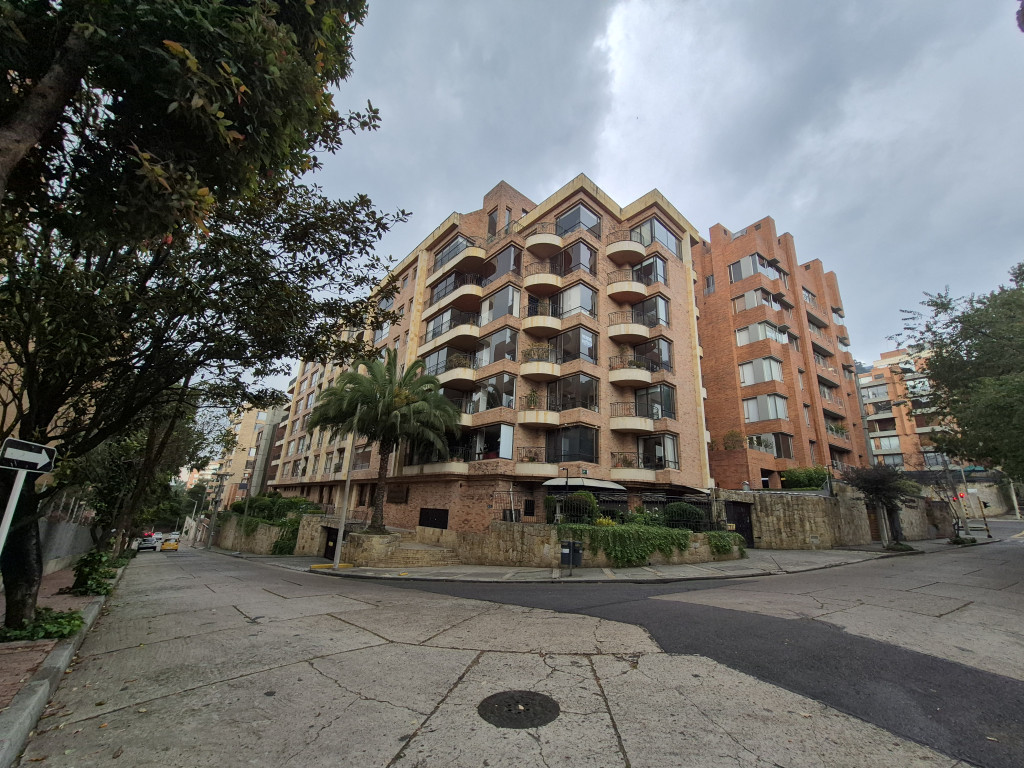 Apartamento En Venta - Los Rosales, Bogotá