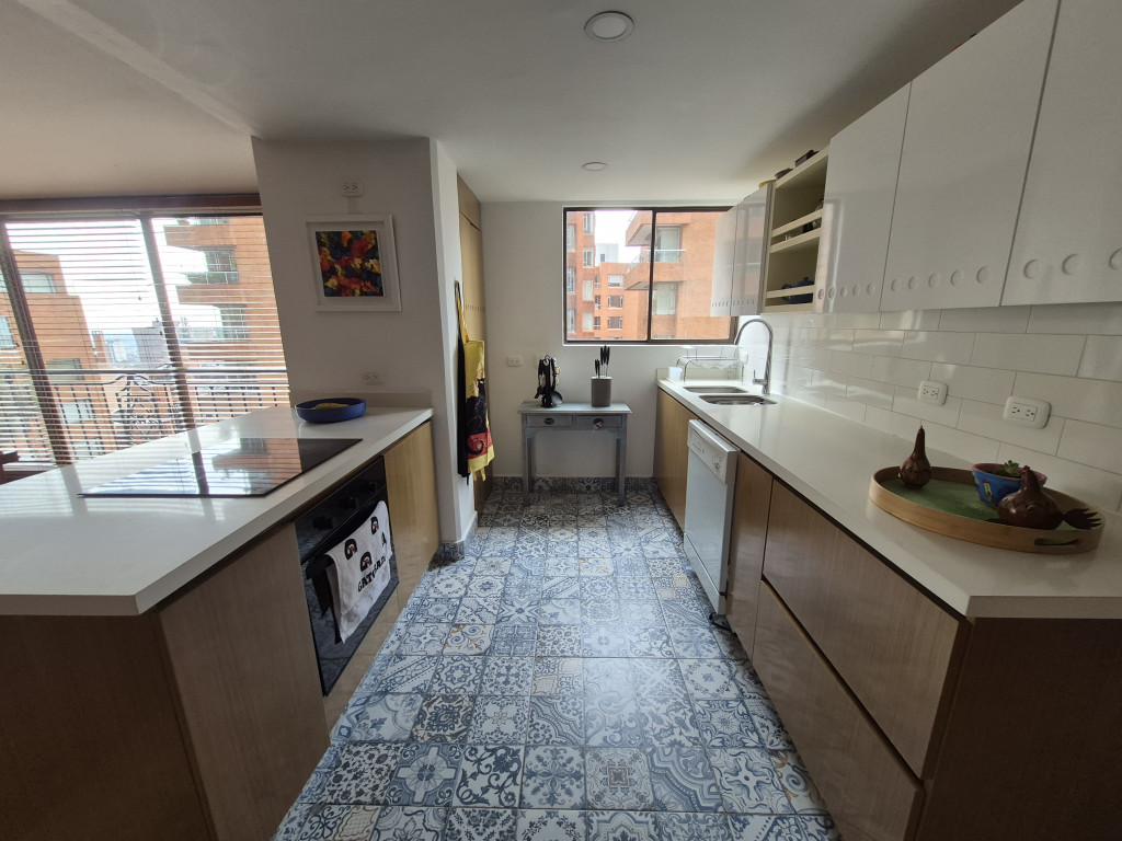 Apartamento En Venta - Los Rosales, Bogotá