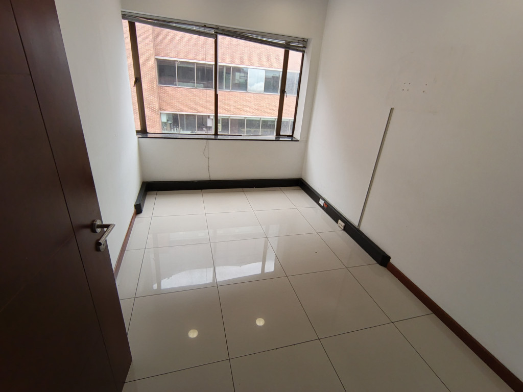 Oficina En Arriendo - Porciúncula, Bogotá
