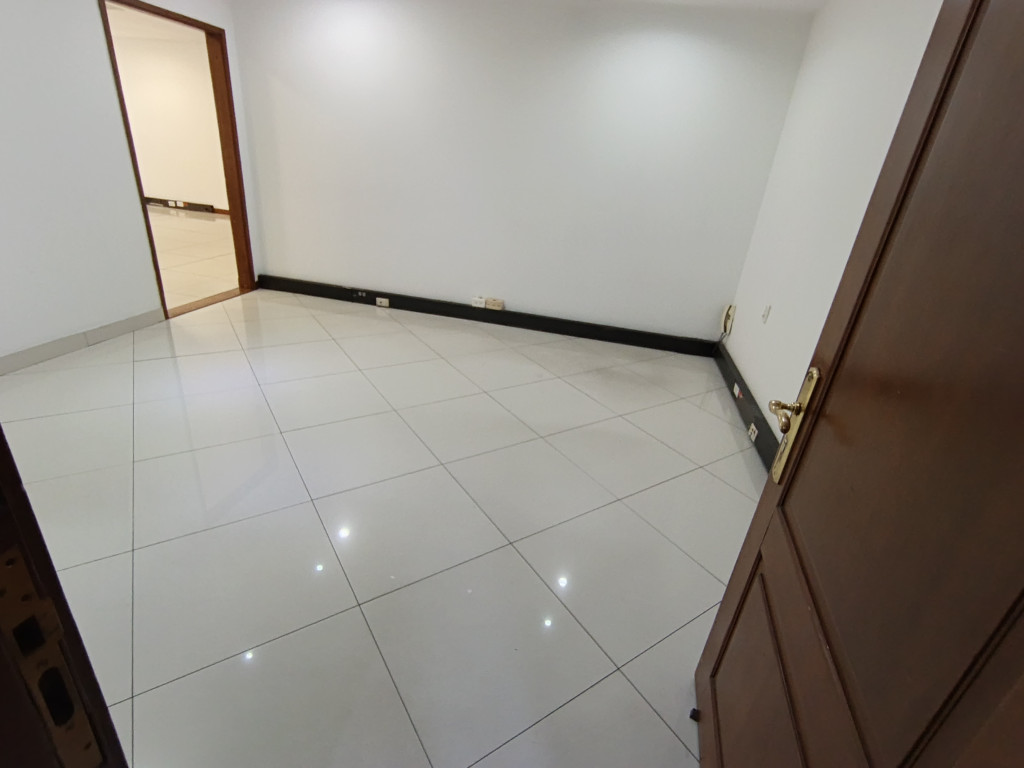 Oficina En Arriendo - Porciúncula, Bogotá