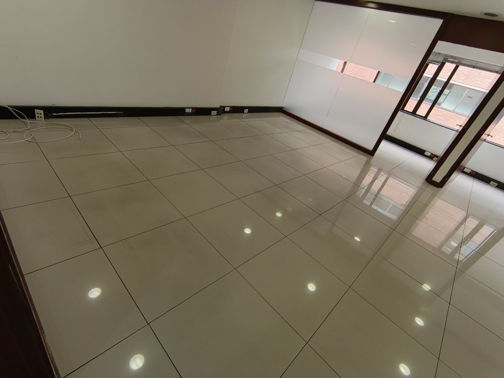 Oficina En Arriendo - Porciúncula, Bogotá