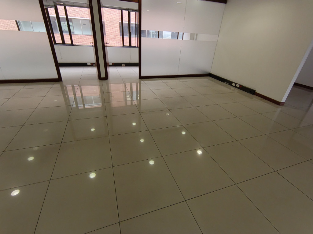 Oficina En Arriendo - Porciúncula, Bogotá
