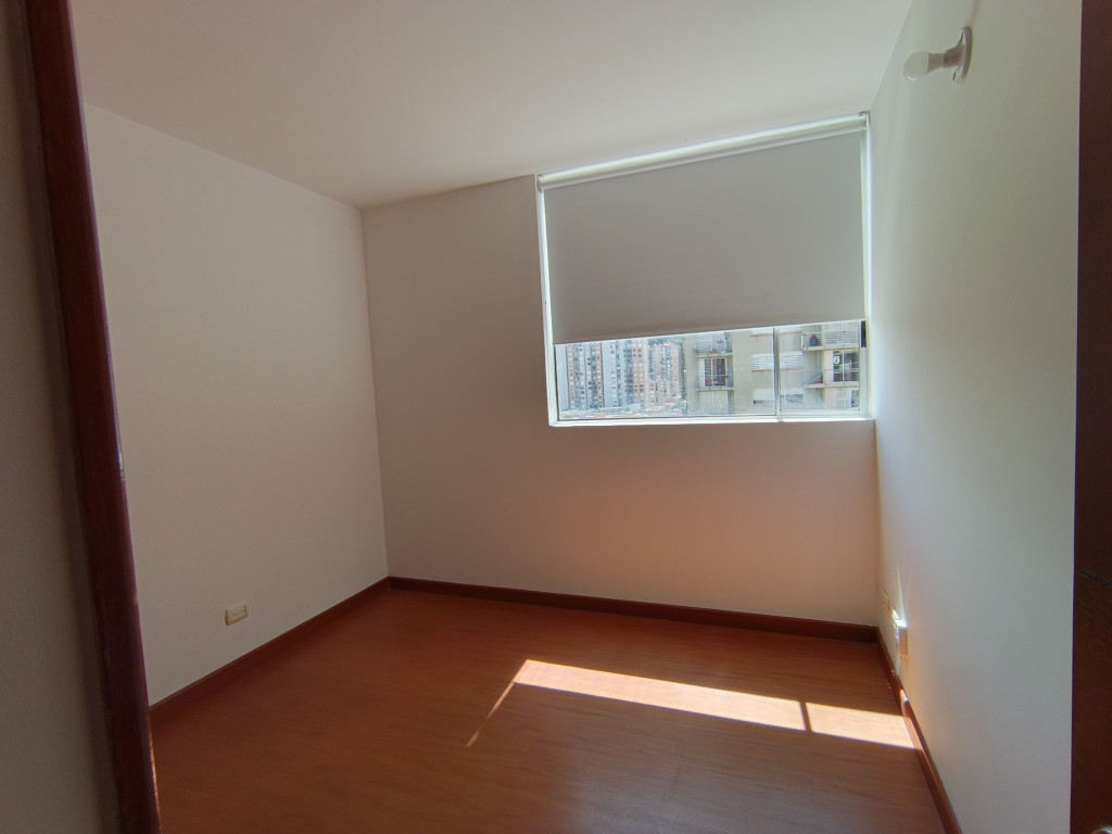 Apartamento En Arriendo - La Colina Campestre, Bogotá